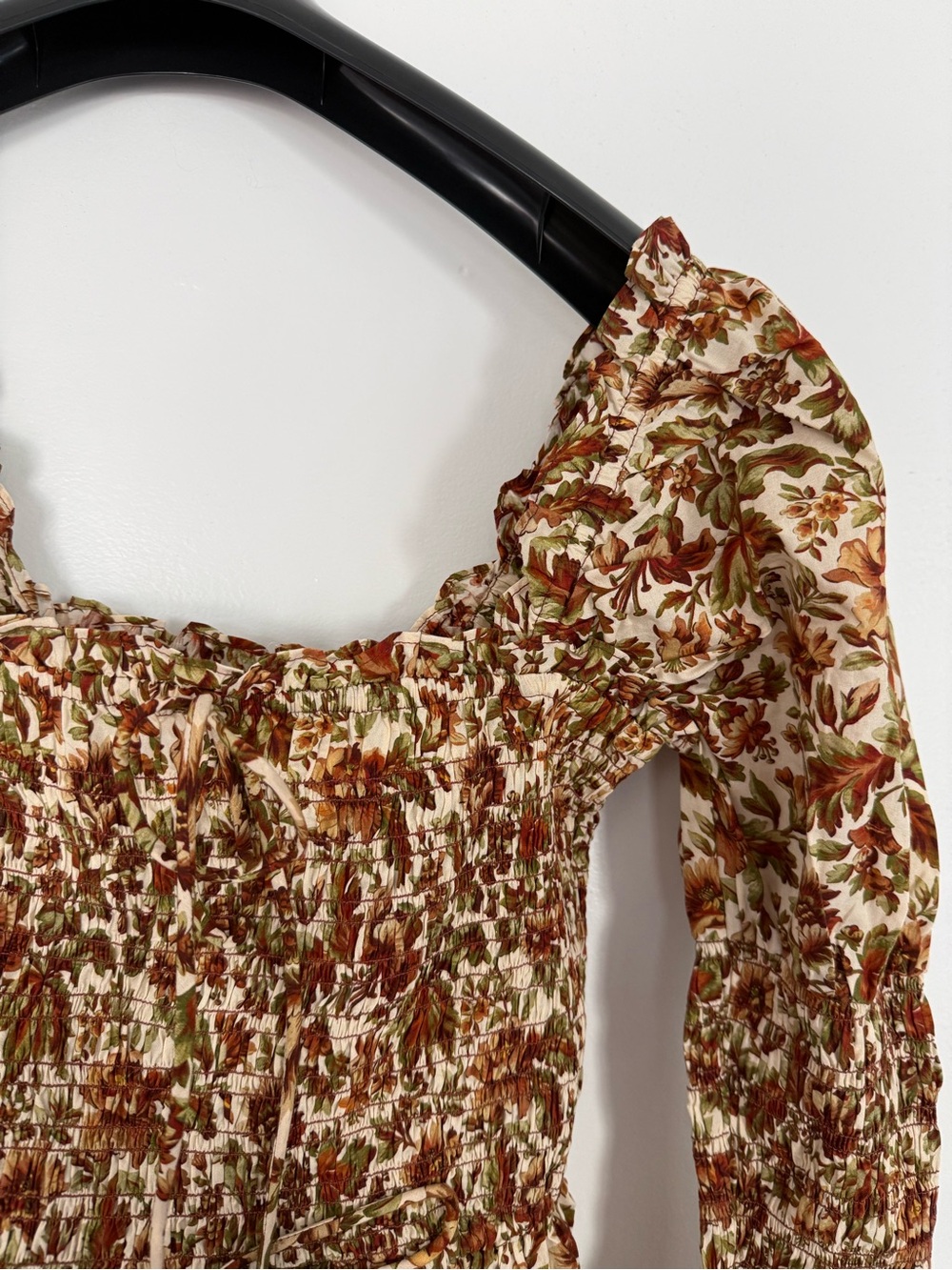 Doen Bijou Brown Floral Smocked Maxi Dress in Ivory Reve Des Jardins - Picture 3 of 13